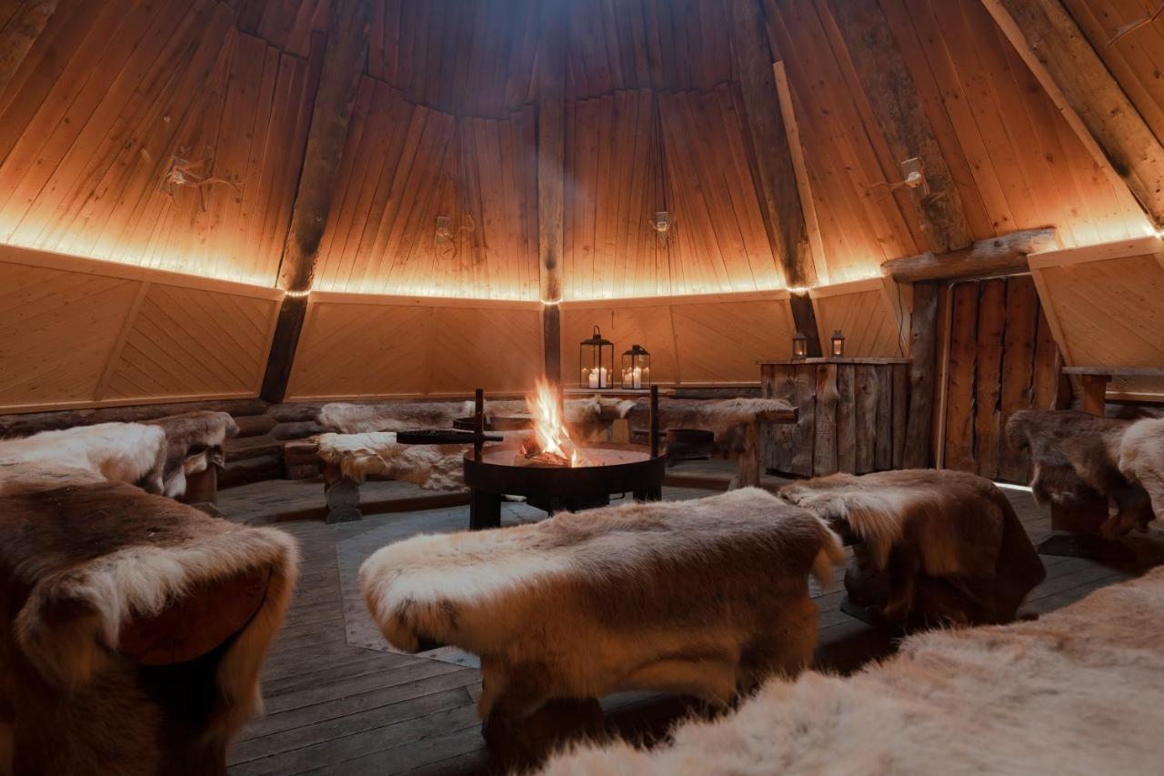 Lapland Hotels Yllaeskaltio Akaslompolo Exterior photo
